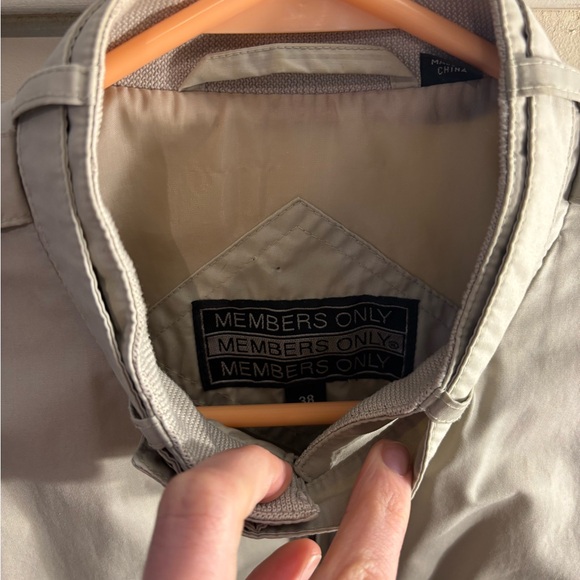 Members Only Vintage Beige Full Zip Up Jacket, Size Small (Unisex) - Picture 8 of 11